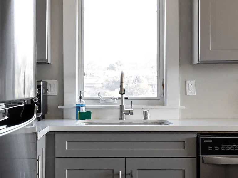 802 W Nutmeg St — Photo 26