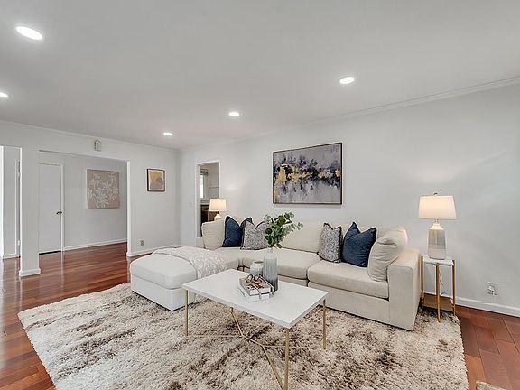5th image of 6697 Tannahill Dr
