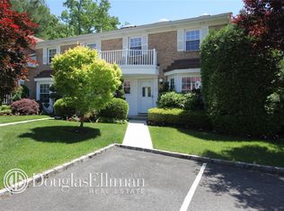 148 The Knl, Syosset, NY 11791