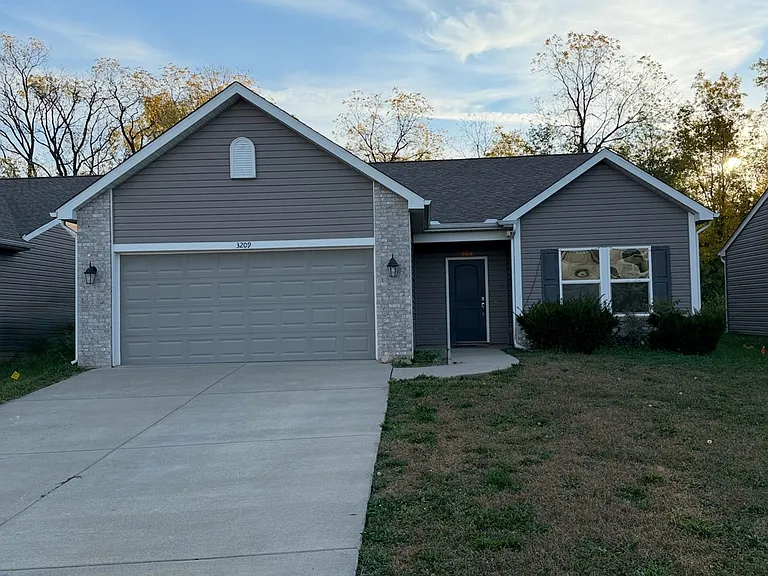 3209 Jasmine Ct — Photo 1