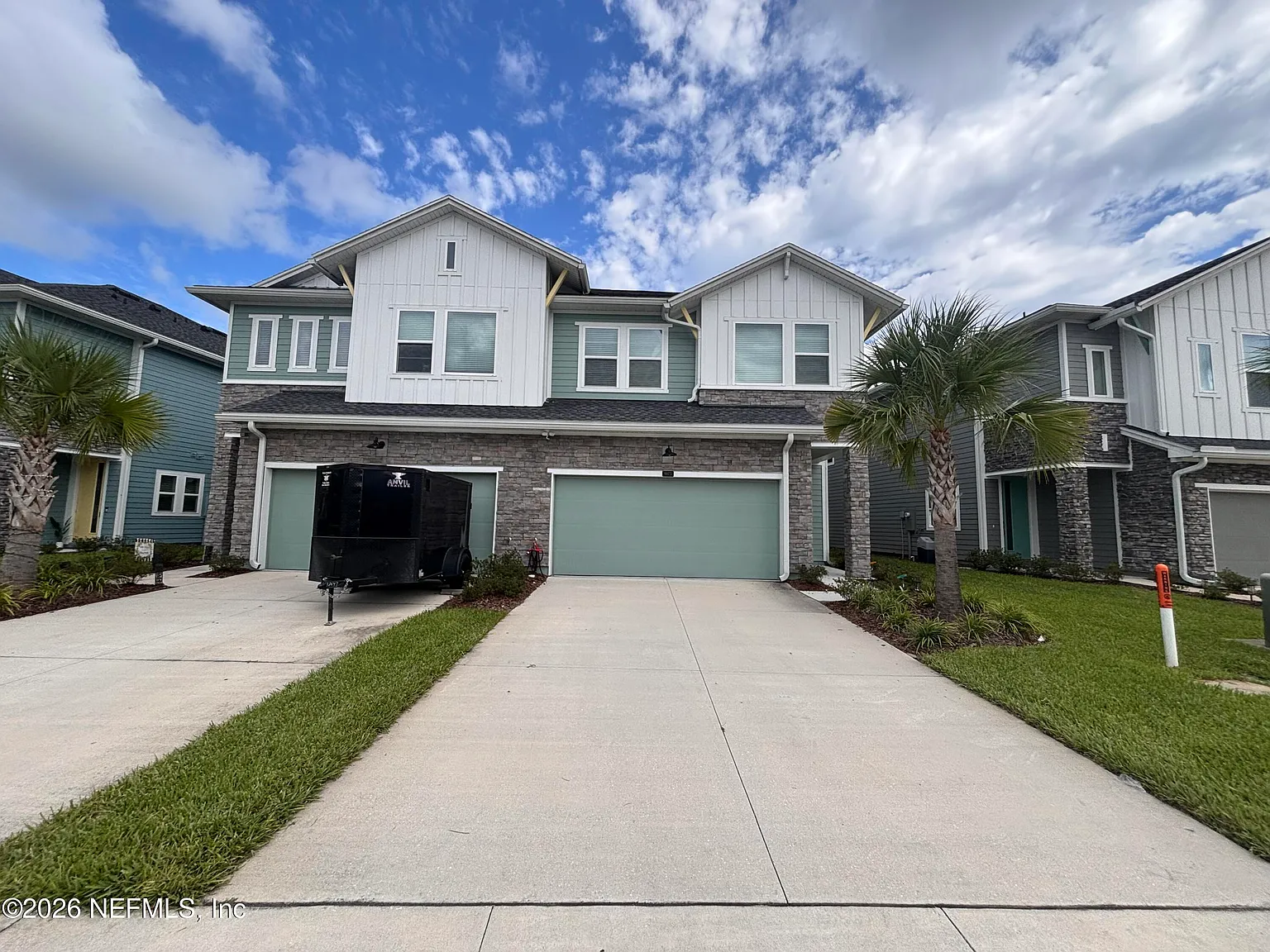 4 bed, 3.0 bath, 2298 sqft, $3,750 — Photo 2