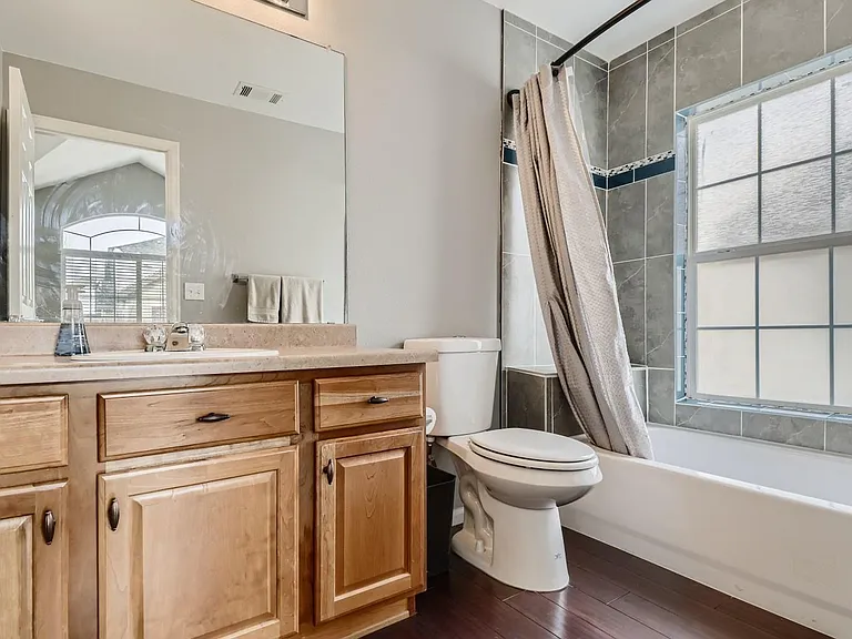 8377 Stonybridge Cir — Photo 23