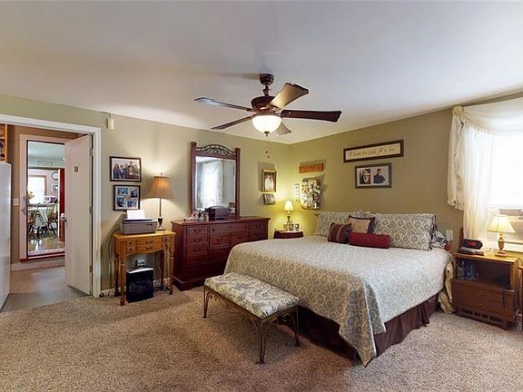 5th image of 2405 N Moulton Dr