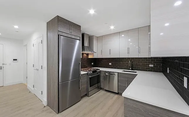 Rented by Oxford Property Group | media 13