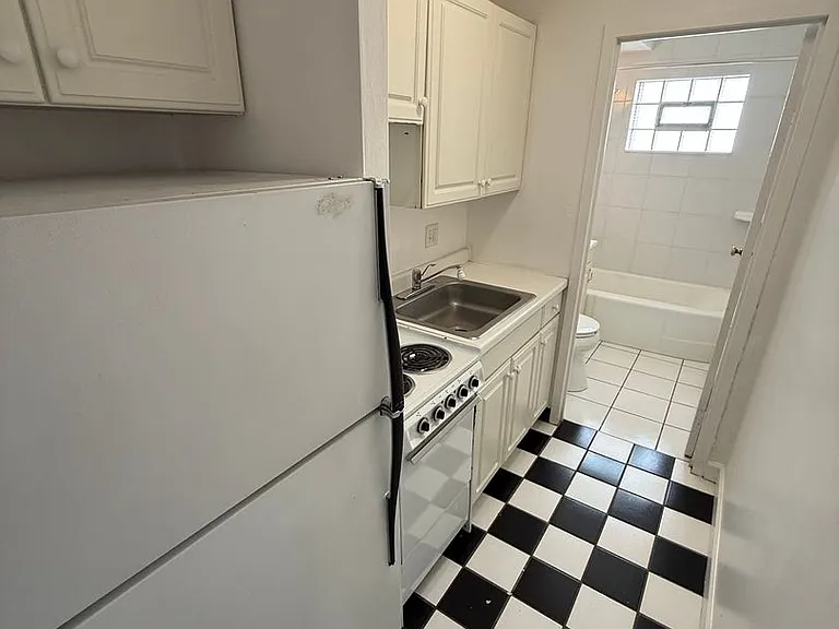 Sixteen53 Prospect Avenue — Photo 56