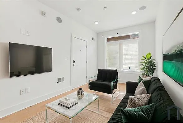 1843 E Huntingdon St #A — Photo 1