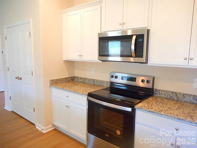 2329 Transatlantic Ave — Photo 6