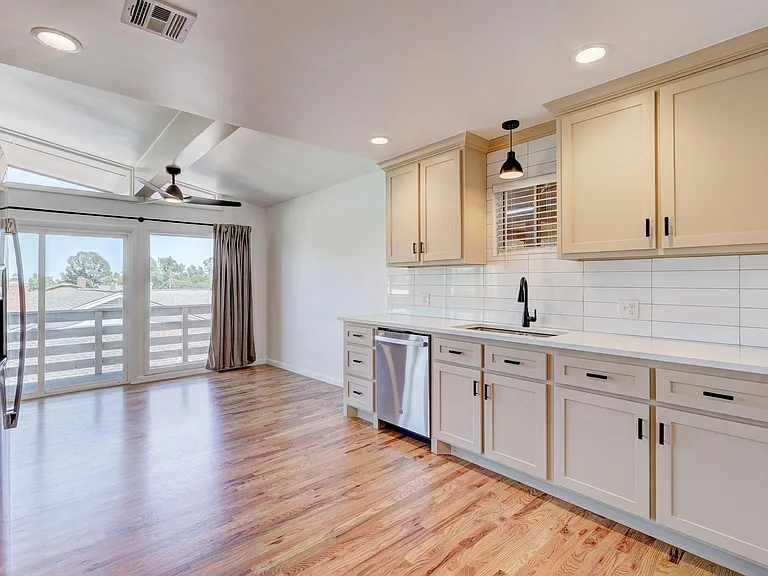 4312 N Portland Ave — Photo 12
