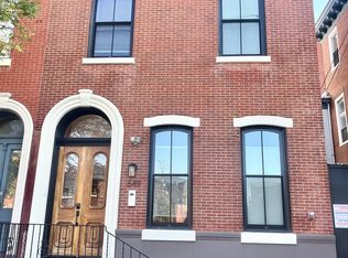 649 N 15th St #2R, Philadelphia, PA 19130