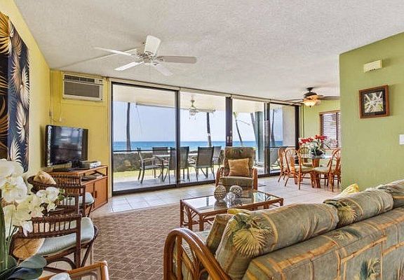3rd image of 75-5888 Alii Dr APT D8