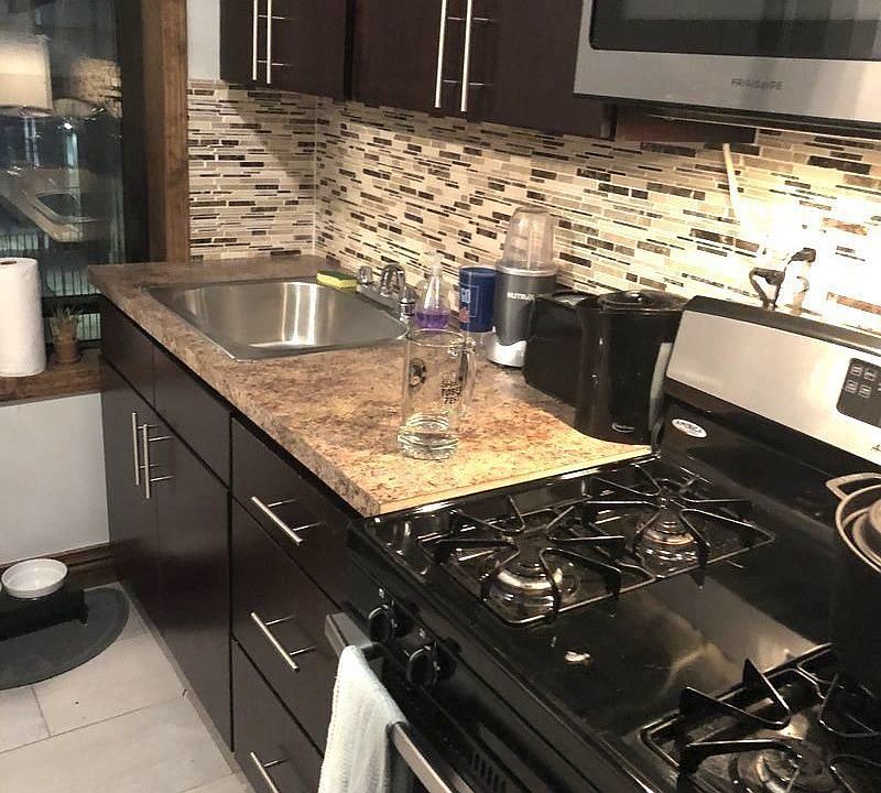 1st image of 70 W 109th St #35