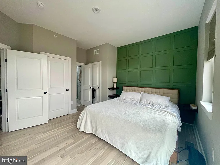 2547 Grays Ferry Ave #3 — Photo 12