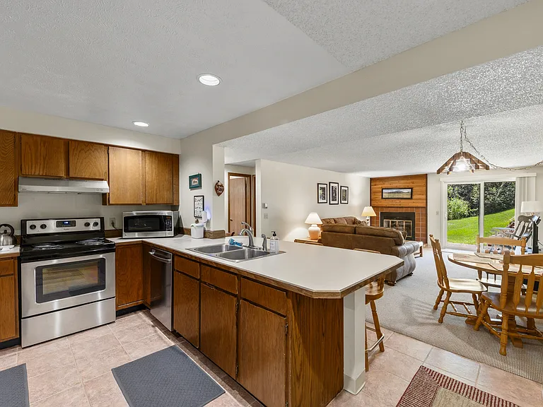 2822 Hager Ln #2B — Photo 5