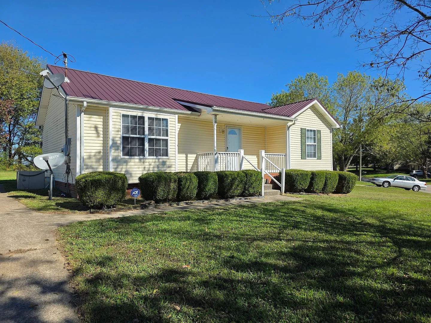 Start the New Year Fresh with This Great Ranch Home! — Photo 2