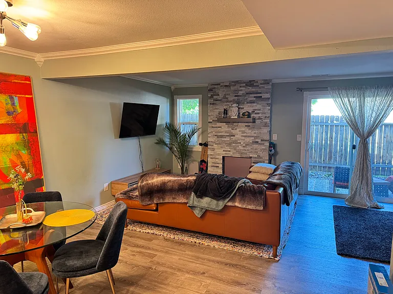 2559 S Waterbury Ln — Photo 6