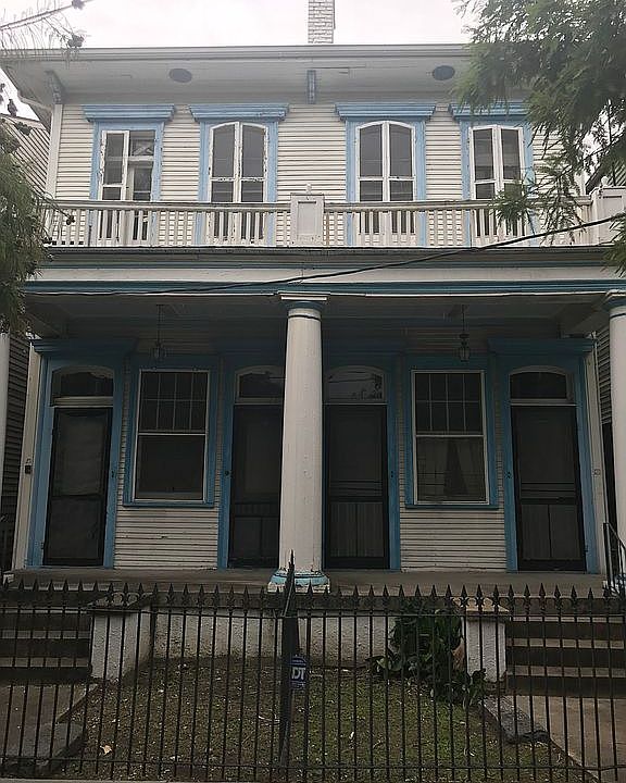 2nd image of 1317 Coliseum St