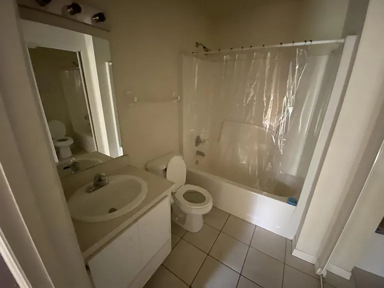1091 N Lion Cub Point — Photo 9