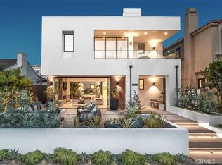 302 Iris Ave, Corona Del Mar, CA 92625