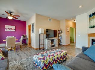 3727 Maple Grv, Madison, WI 53719