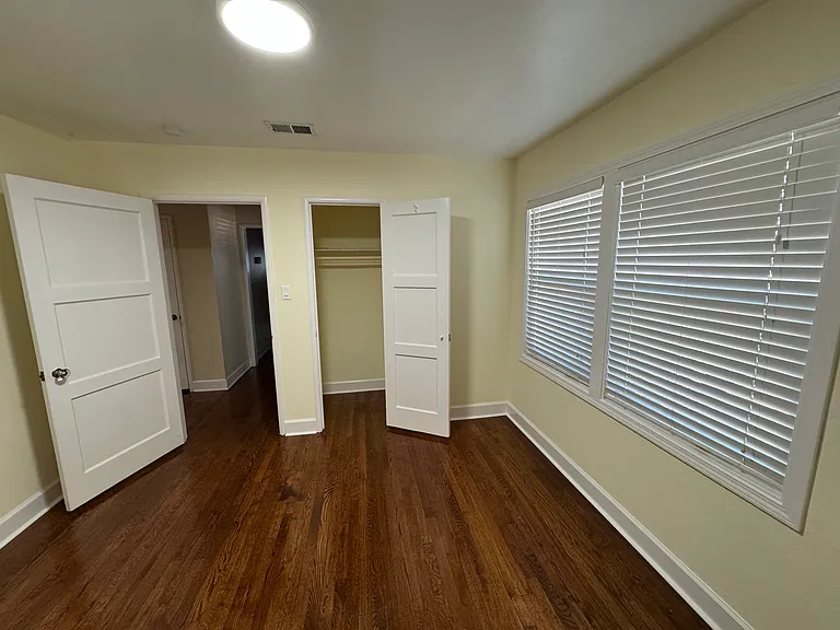 53 Birch Ln — Photo 2