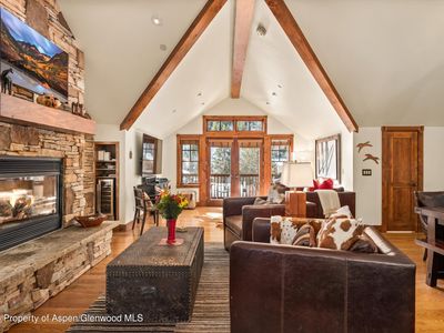 503 W Main St #B202, Aspen, CO, 81611