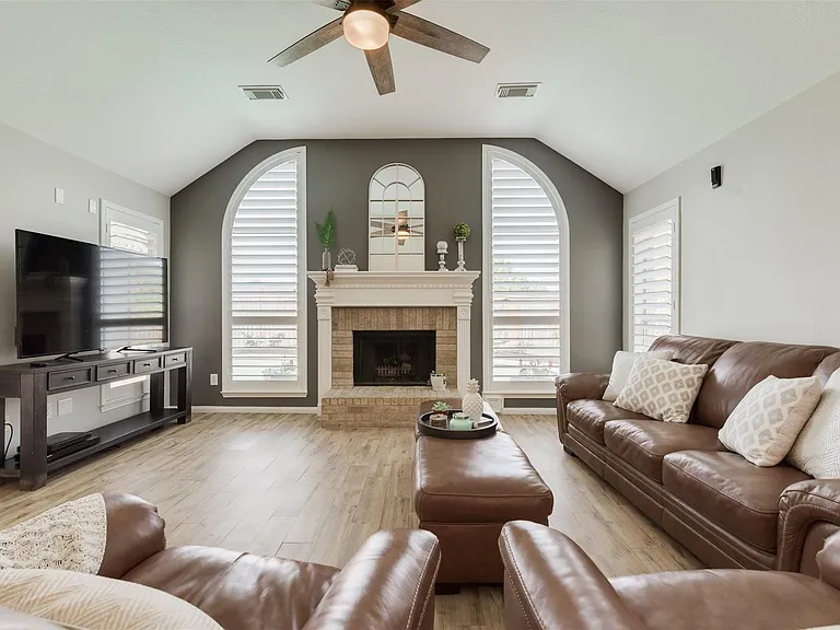 13807 Halpren Falls Cir — Photo 10
