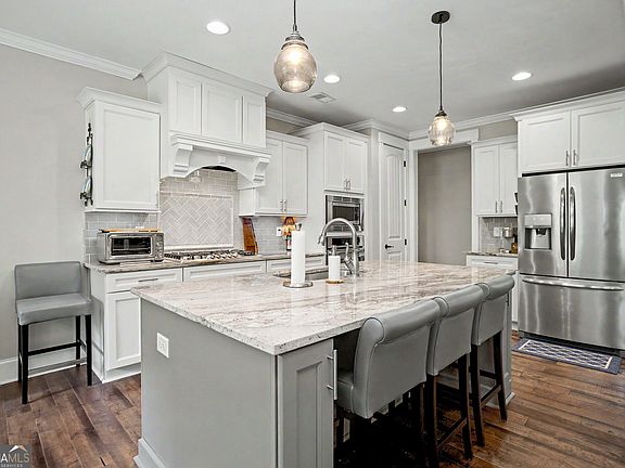 4th image of 123 Big Horn Dr