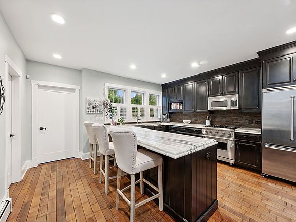 4th image of 604 S Dunton Ave