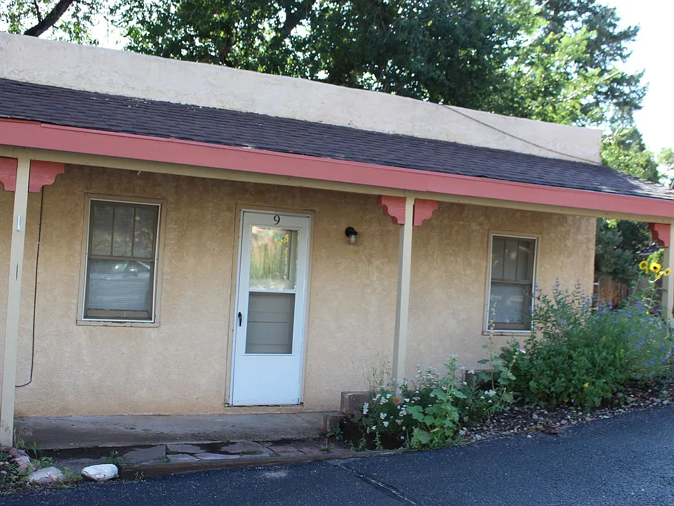 612 High St #11