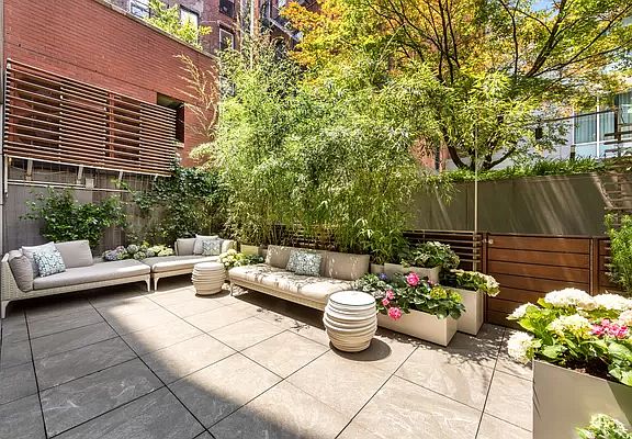 4th image of 311 W Broadway Townhouse #5