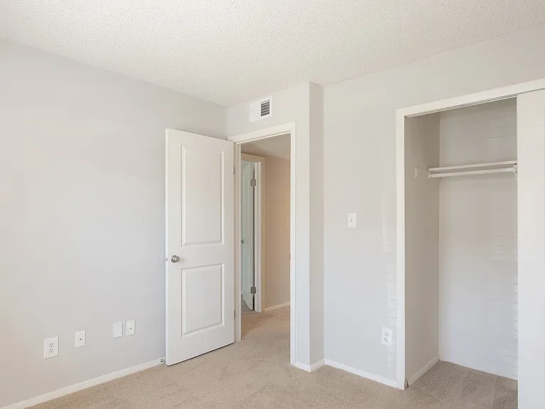 Aria Apartment Homes — Photo 15