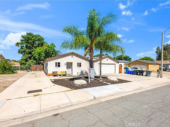 3rd image of 784 S Miramar Ave
