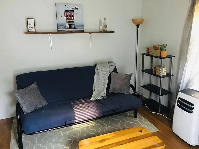 719 Lockwood St NE #2 — Photo 1