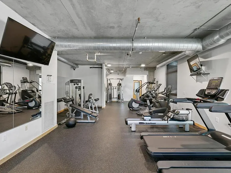 720 N 4th St #209 — Photo 16