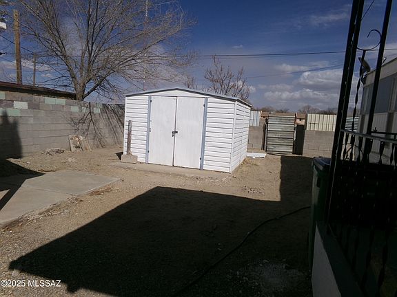 5th image of 1005 N Flagstaff Ave