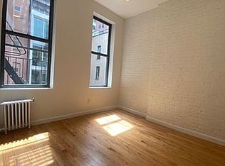 340 W 17th St APT 4C, New York, NY 10011