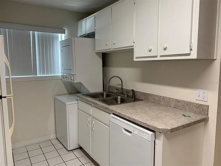 150 Harborside Ave #229 — Photo 4