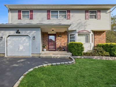 19 Broadway Avenue, Holtsville, NY, 11742