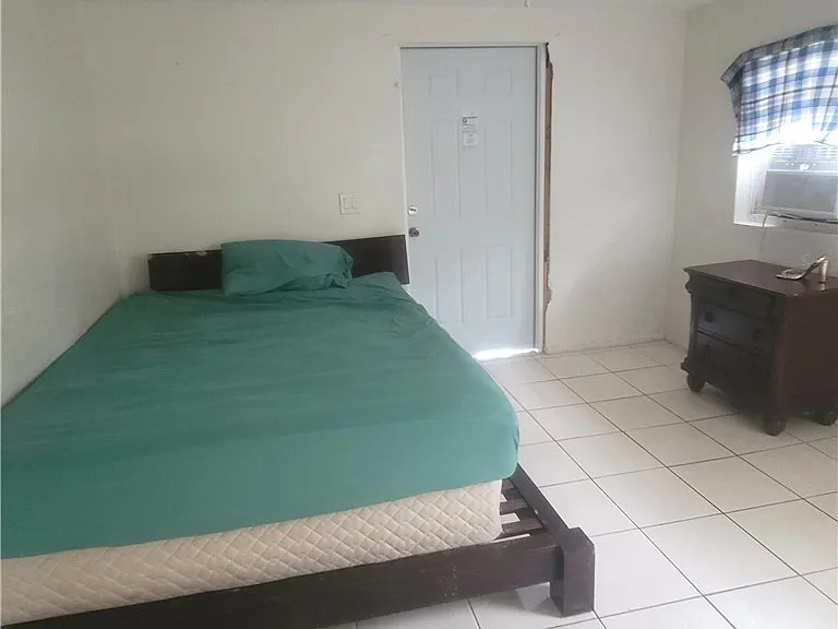2931 Grand Ave — Photo 5