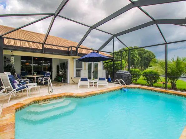 8099 Palomino Dr #25, Naples, FL 34113