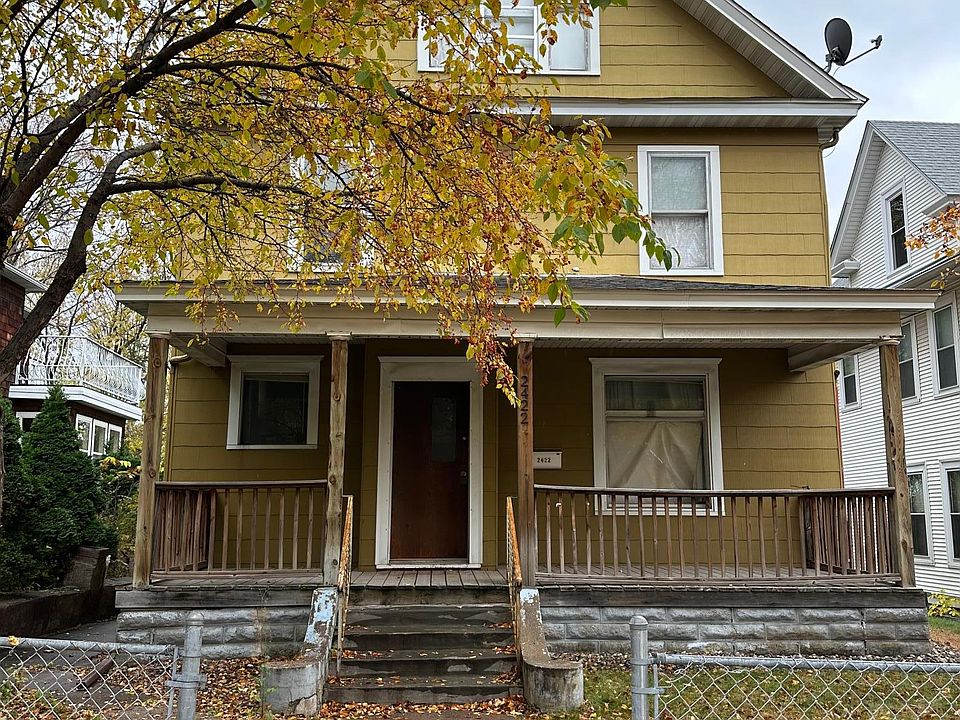 1st image of 2422 Lyndale Ave N