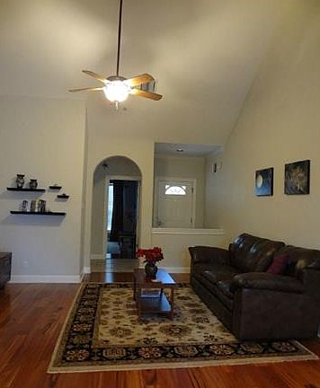 4th image of 10300 Morado Cv APT 401