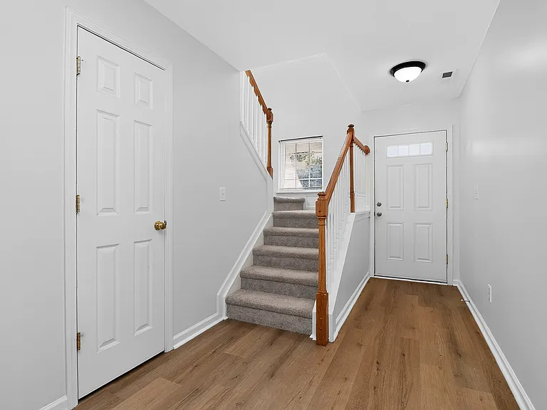 3094 Des Prez Ave — Photo 28
