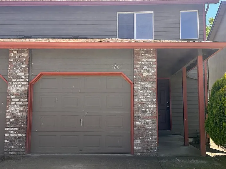 2607 S Cloverleaf Loop #2607 — Photo 7