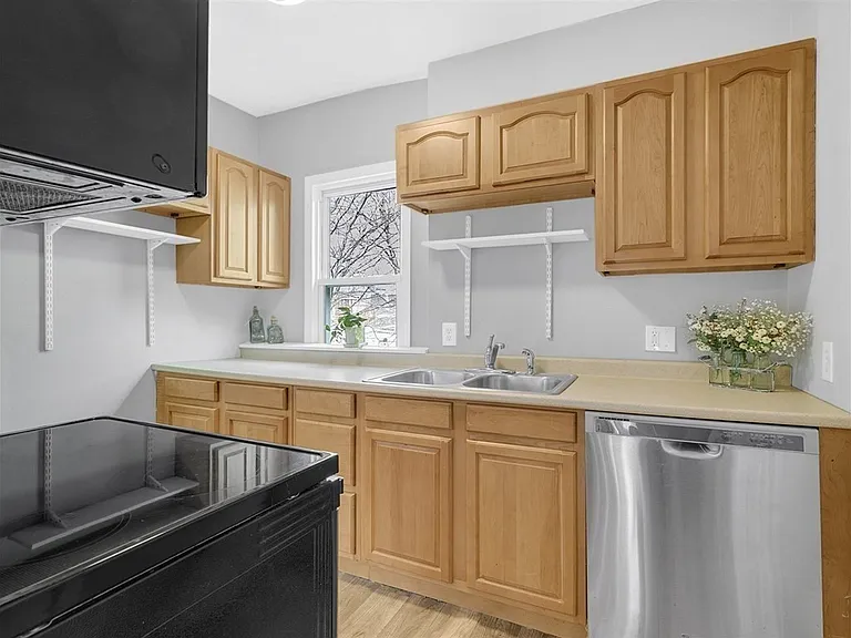 36 Telegraph St #1 & 2 — Photo 23