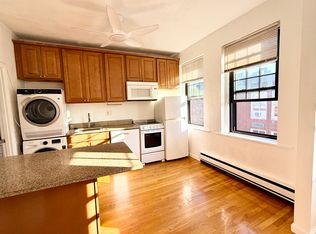 11 Charter St APT 4, Boston, MA 02113