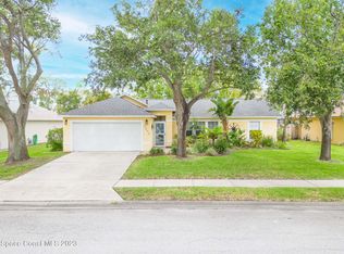 4290 Silver Lake Dr, Melbourne, FL 32901