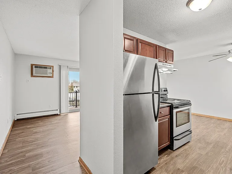 River Ridge Apartments — Photo 21
