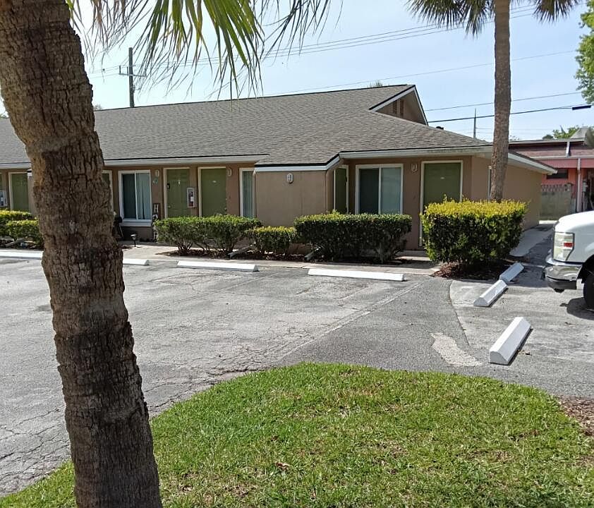 1st image of 700 Northern Rd #728