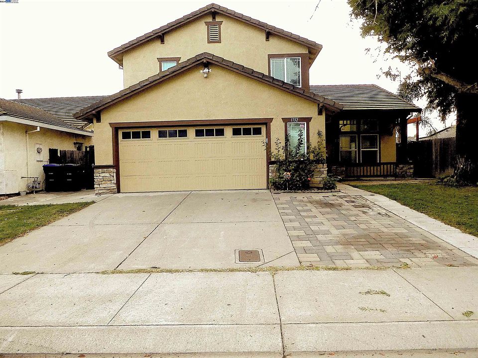 1st image of 1732 Alcira Nunez St